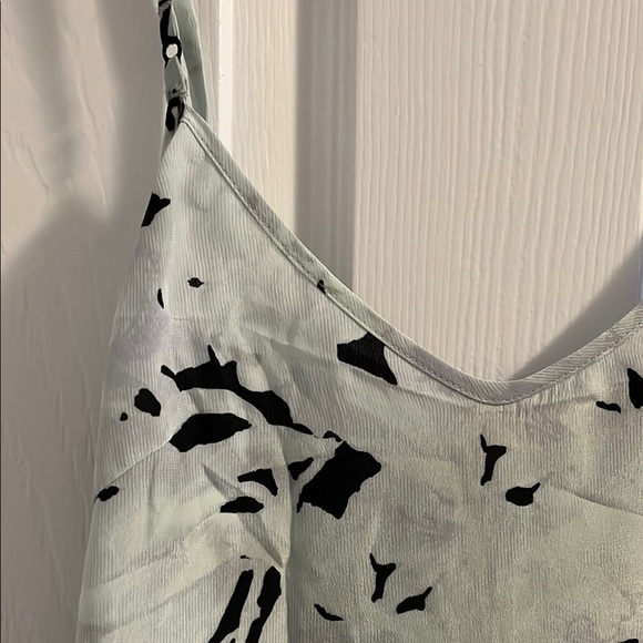 Wilfred Nostalgia 100% Silk Camisole Top size small - Picture 5 of 15